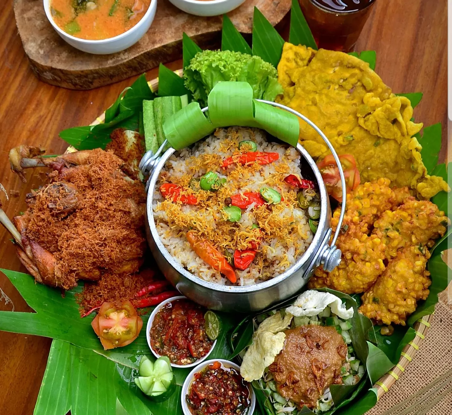 Warung Nasi Liwet Khas Geudong